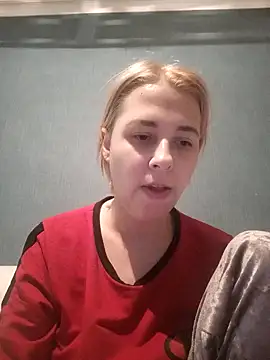 Gussie Bridie online show from 01.05.25