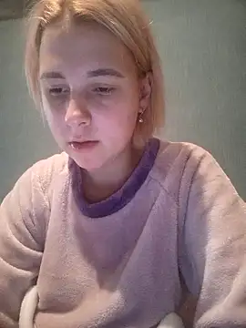 Gussie Bridie online show from 01.22.25