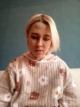 Gussie Bridie online show from 02.16.25