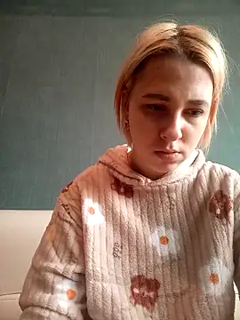 Gussie Bridie online show from 02.17.25