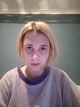 Gussie Bridie online show from 02.20.25