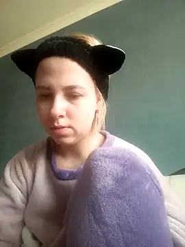 Gussie Bridie online show from 02.25.25