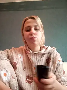 Gussie Bridie online show from 03.03.25