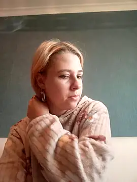 Gussie Bridie online show from 03.05.25