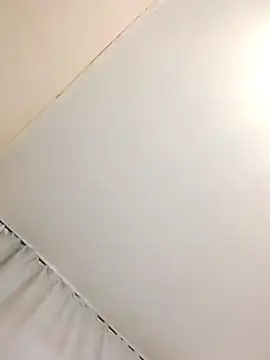 Gussie Bridie online show from 09.27.25