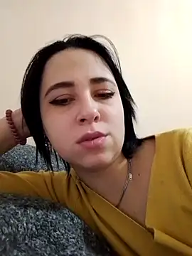 Gussie Bridie online show from 10.10.25