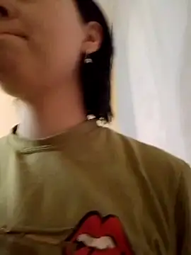 Gussie Bridie online show from 10.13.25