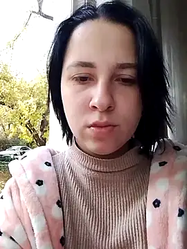 Gussie Bridie online show from 10.16.25