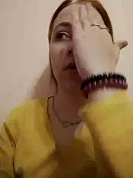 Gussie Bridie online show from 11.04.25