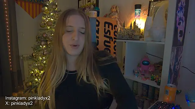 Pinkyladyxxx online show from 11.23.25