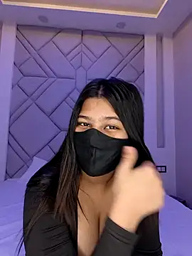 Snapshot of GFndBF chatting on 11.02.25 GFndBF online show from 11.02.25