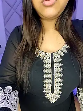 Snapshot of GFndBF chatting on 11.06.25 GFndBF online show from 11.06.25