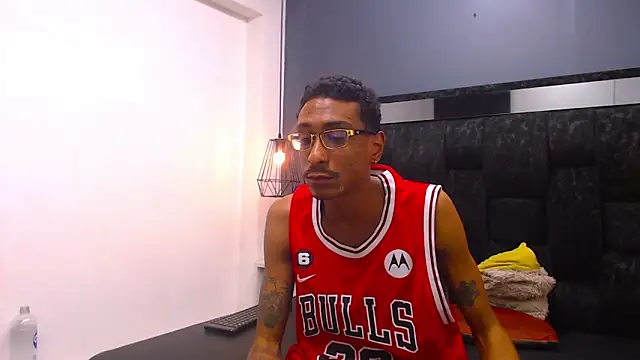 Jose Smoke online show from 10.31.25