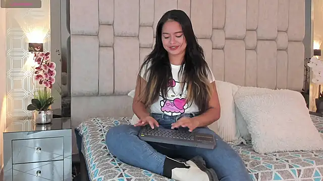 Marilyn-Cooper online show from 02.26.25