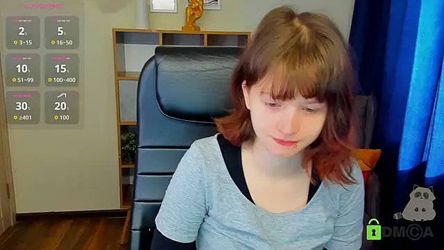 Snapshot of Alina_Mills chatting on 09.30.25 Alina Mills online show from 09.30.25