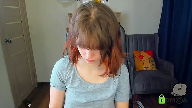 Snapshot of Alina_Mills chatting on 11.11.25 Alina Mills online show from 11.11.25