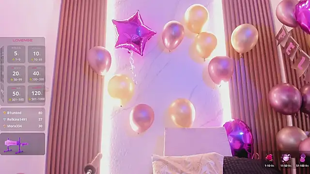 Snapshot of juicy_led_ chatting on 03.13.25 juicy led online show from 03.13.25