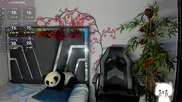 Snapshot of Black_Rose2 chatting on 10.22.25 Black Rose2 online show from 10.22.25