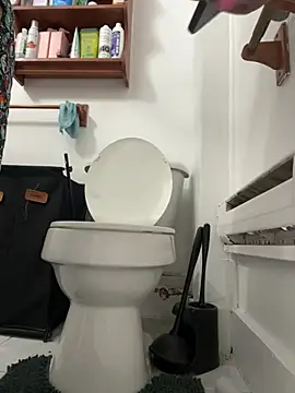 Goddess Nafeesha online show from 02.08.26