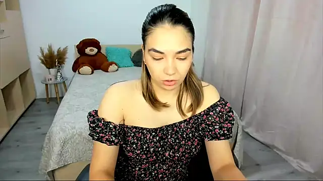 Alexa Dolly12 online show from 10.06.25