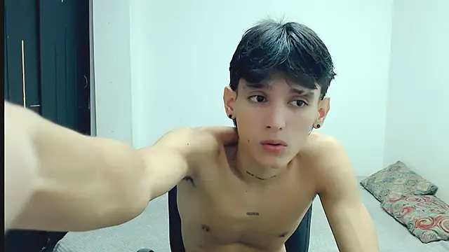 Curtis Jones online show from 01.06.25