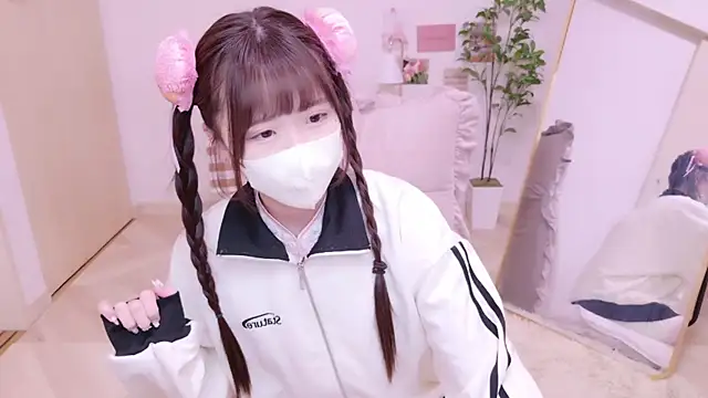 Sayuringo  online show from 03.19.25