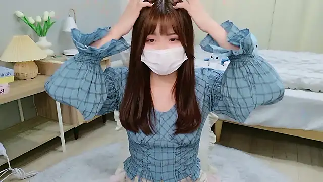 Snapshot of Sayuringo_ chatting on 10.08.25 Sayuringo online show from 10.08.25