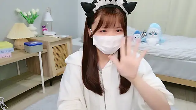 Snapshot of Sayuringo_ chatting on 10.15.25 Sayuringo online show from 10.15.25