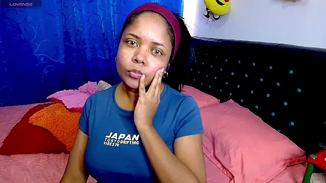 Melikasweetz online show from 04.18.26