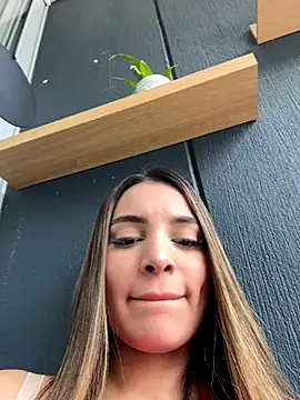 VictoriaNoah  online show from 11.08.25