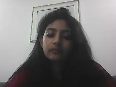cloe small online show from 12.22.24