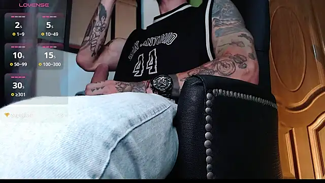 Snapshot of ren_stipee chatting on 03.12.25 ren stipee online show from 03.12.25