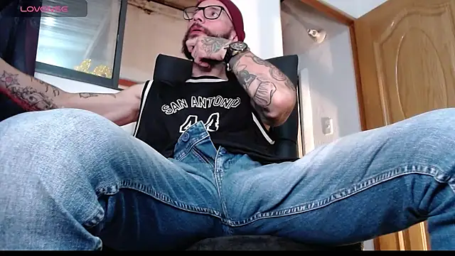 Snapshot of ren_stipee chatting on 03.15.25 ren stipee online show from 03.15.25