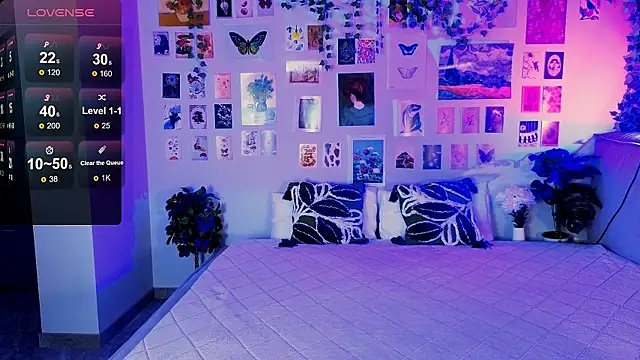 MiaBecky online show from 06.13.26