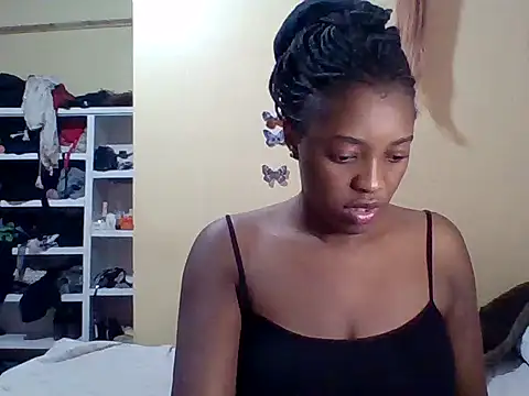 Zara Twilight online show from 09.29.25