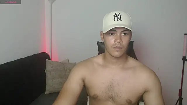 Snapshot of Iamdylan777 chatting on 06.21.26 Iamdylan777 online show from 06.21.26