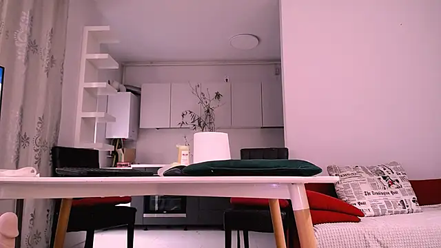 oxxxy    online show from 12.02.24