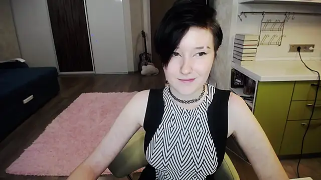 Snapshot of Kira_Bakker chatting on 01.13.25 Kira Bakker online show from 01.13.25