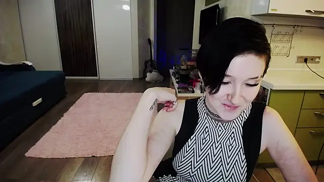 Snapshot of Kira_Bakker chatting on 02.01.25 Kira Bakker online show from 02.01.25