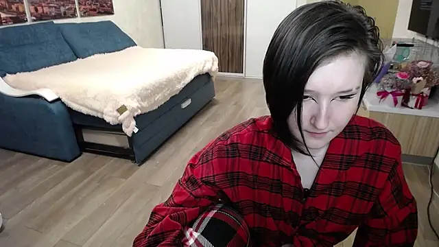 Snapshot of Kira_Bakker chatting on 10.01.25 Kira Bakker online show from 10.01.25