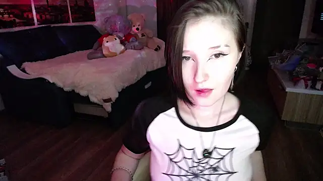 Snapshot of Kira_Bakker chatting on 10.09.25 Kira Bakker online show from 10.09.25