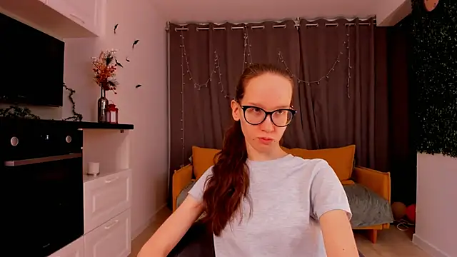 Snapshot of BettyBrowni chatting on 01.29.25 BettyBrowni online show from 01.29.25