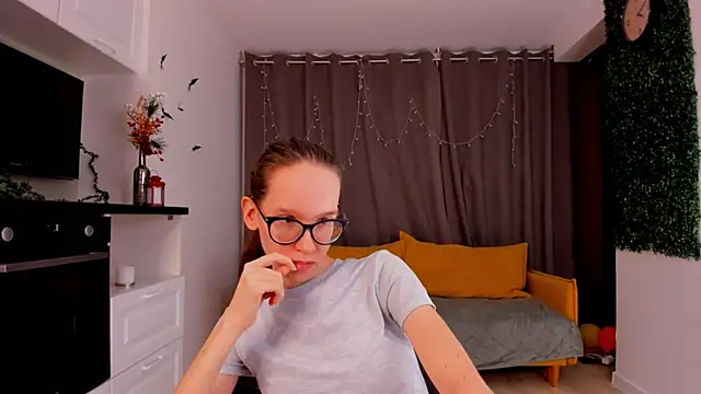 Snapshot of BettyBrowni chatting on 01.30.25 BettyBrowni online show from 01.30.25