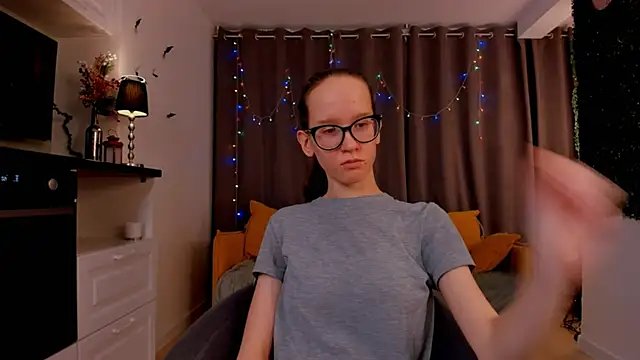 Snapshot of BettyBrowni chatting on 02.01.25 BettyBrowni online show from 02.01.25