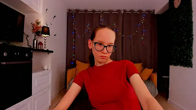 Snapshot of BettyBrowni chatting on 02.02.25 BettyBrowni online show from 02.02.25