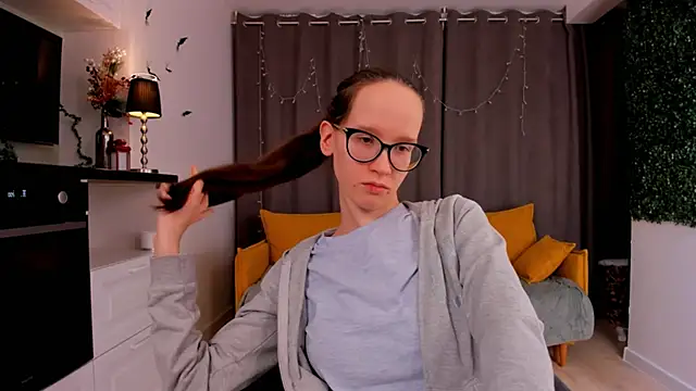 Snapshot of BettyBrowni chatting on 02.08.25 BettyBrowni online show from 02.08.25