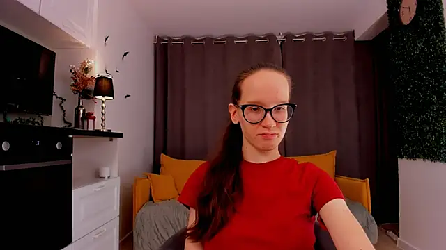 Snapshot of BettyBrowni chatting on 02.16.25 BettyBrowni online show from 02.16.25