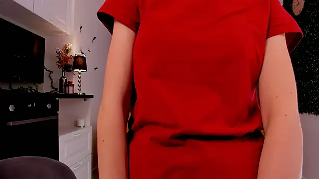 Snapshot of BettyBrowni chatting on 02.17.25 BettyBrowni online show from 02.17.25