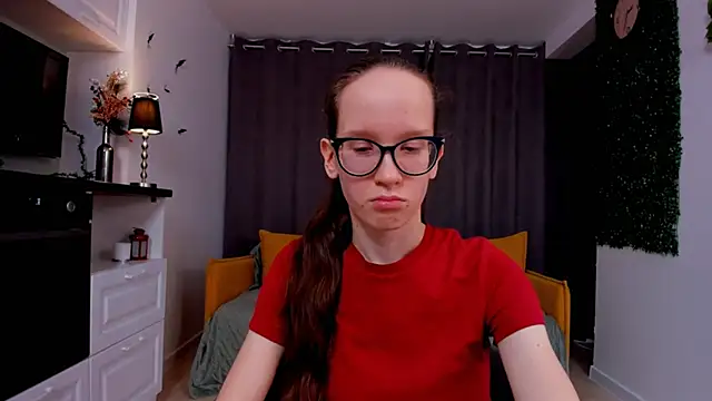 Snapshot of BettyBrowni chatting on 02.26.25 BettyBrowni online show from 02.26.25