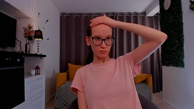 Snapshot of BettyBrowni chatting on 03.01.25 BettyBrowni online show from 03.01.25